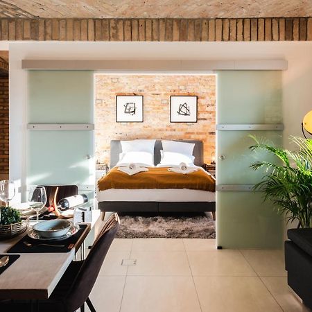 Luxurious Urban Living - Premium Downtown Apartments Next To Hbf Берлин Екстериор снимка