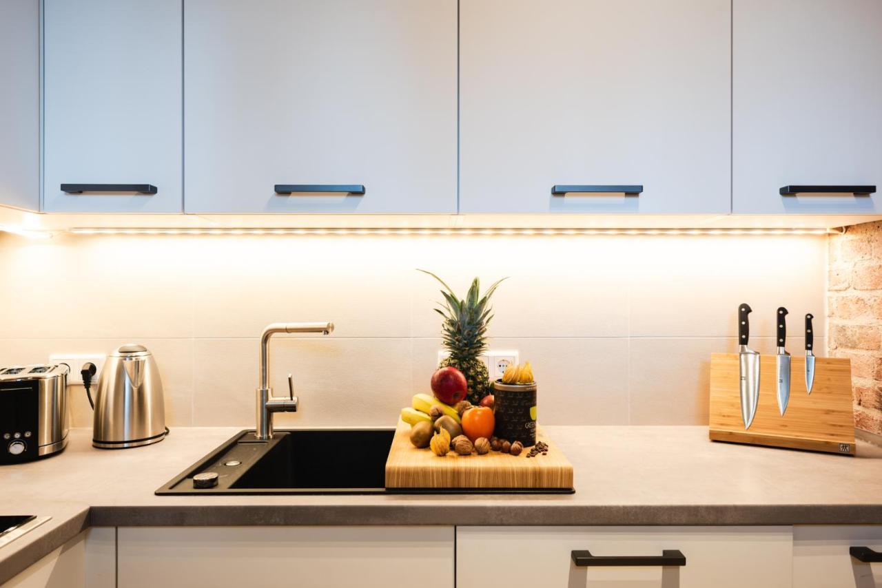 Luxurious Urban Living - Premium Downtown Apartments Next To Hbf Берлин Екстериор снимка